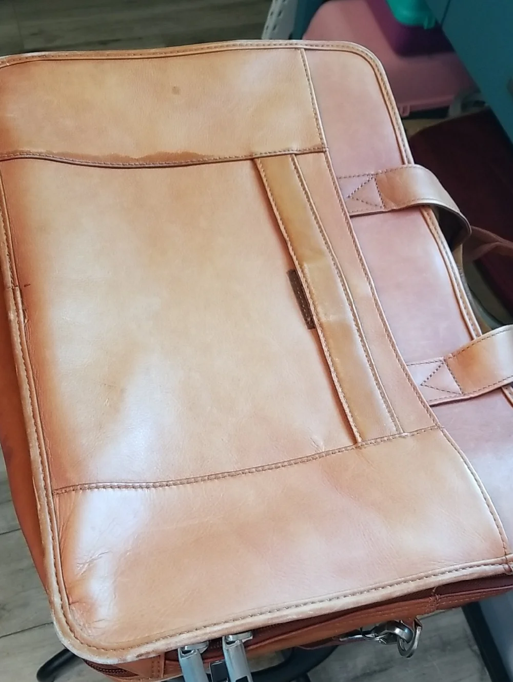 Wilson's Leather Camel briefcase/sachel Laptop Bag W/2 large compartments EUC